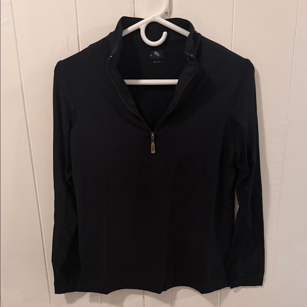 Woman’s EIS Black Equestrian Riding Shirt. Size Medium. EUC